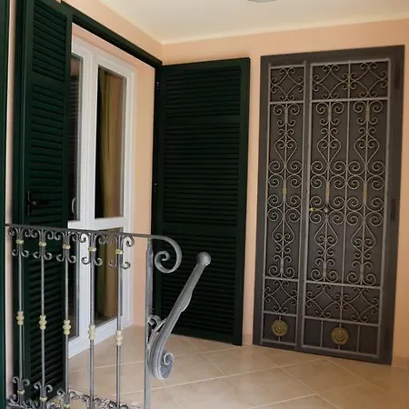 Le Roverelle Di Gorleri Maison d'hôtes